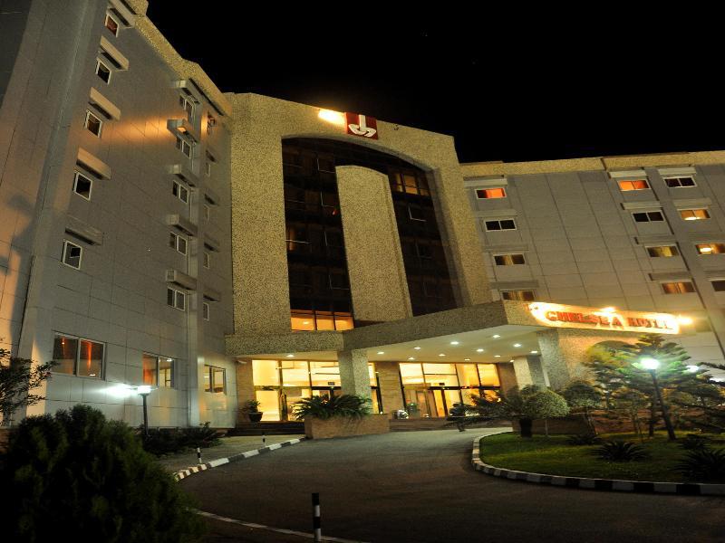 Chelsea Hotel Abuja Exteriör bild