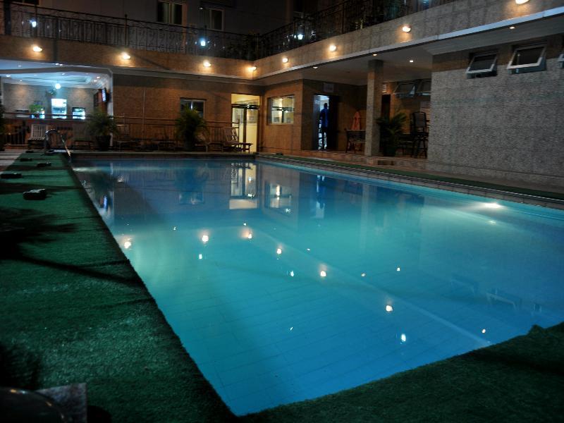 Chelsea Hotel Abuja Exteriör bild