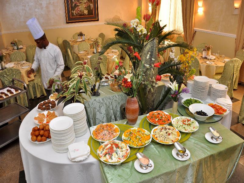 Chelsea Hotel Abuja Exteriör bild