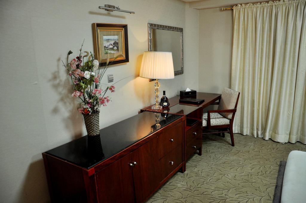 Chelsea Hotel Abuja Rum bild
