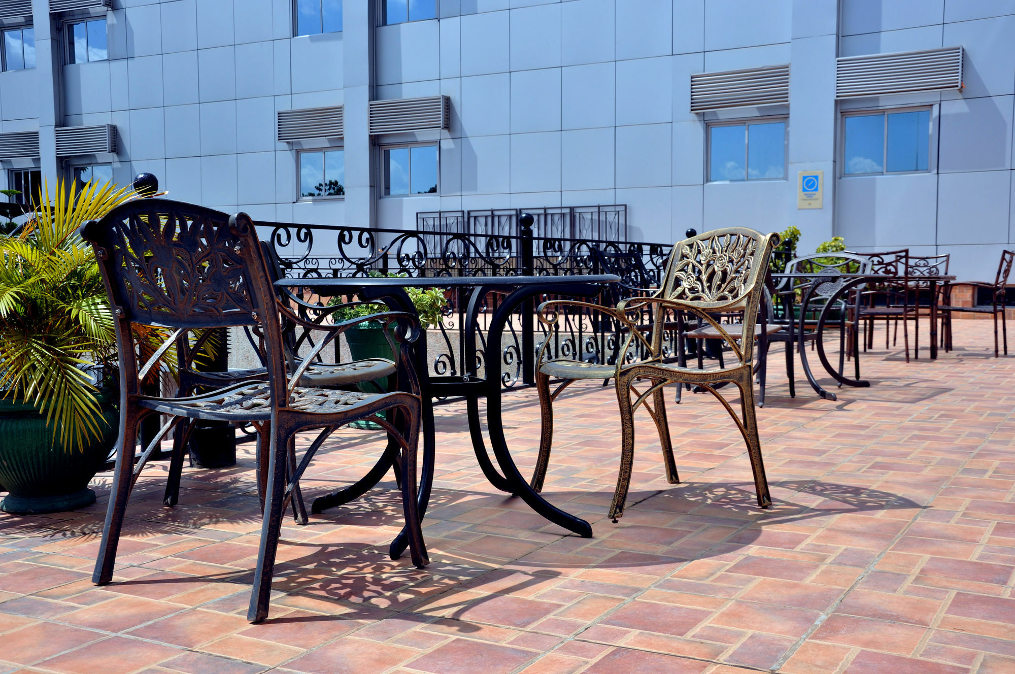 Chelsea Hotel Abuja Exteriör bild